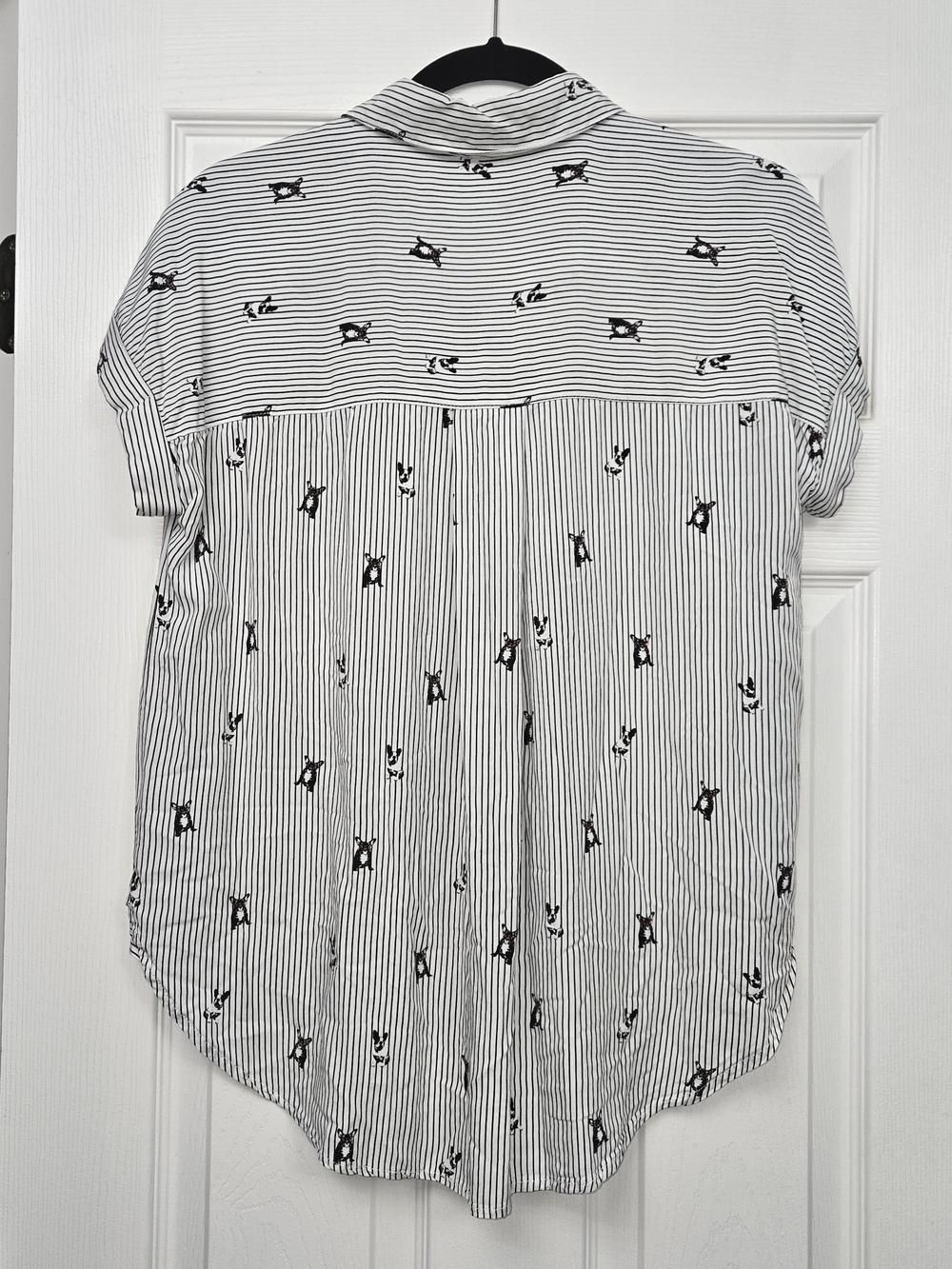 Women's Black and White Striped Short-Sleeve Button-Up French Bulldog Top Small - Picture 2 of 8
